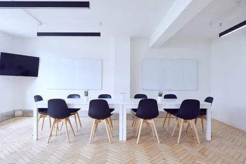 Kuća među stablima